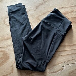 Old Navy dark olive green powersoft elevate, high-rise Leggings with pockets